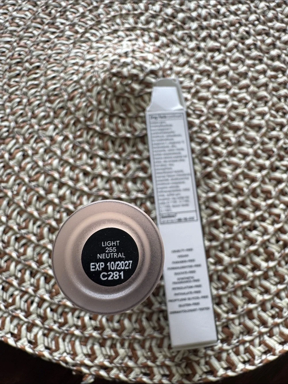 bareMinerals BAREPRO Matte Concealer in Black Packaging